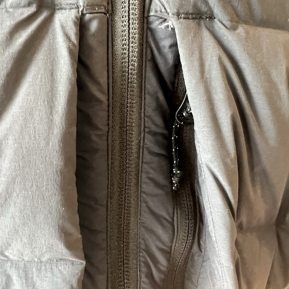 Mountain Hardware Stretch Down  Parka Men's Size Med Black Hooded Warm - Picture 3 of 11